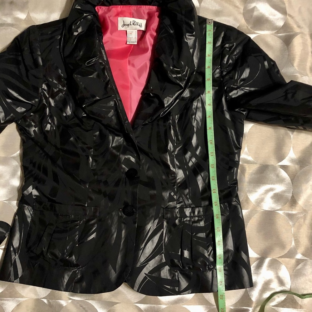 JR Jacket - Picture 7 of 9